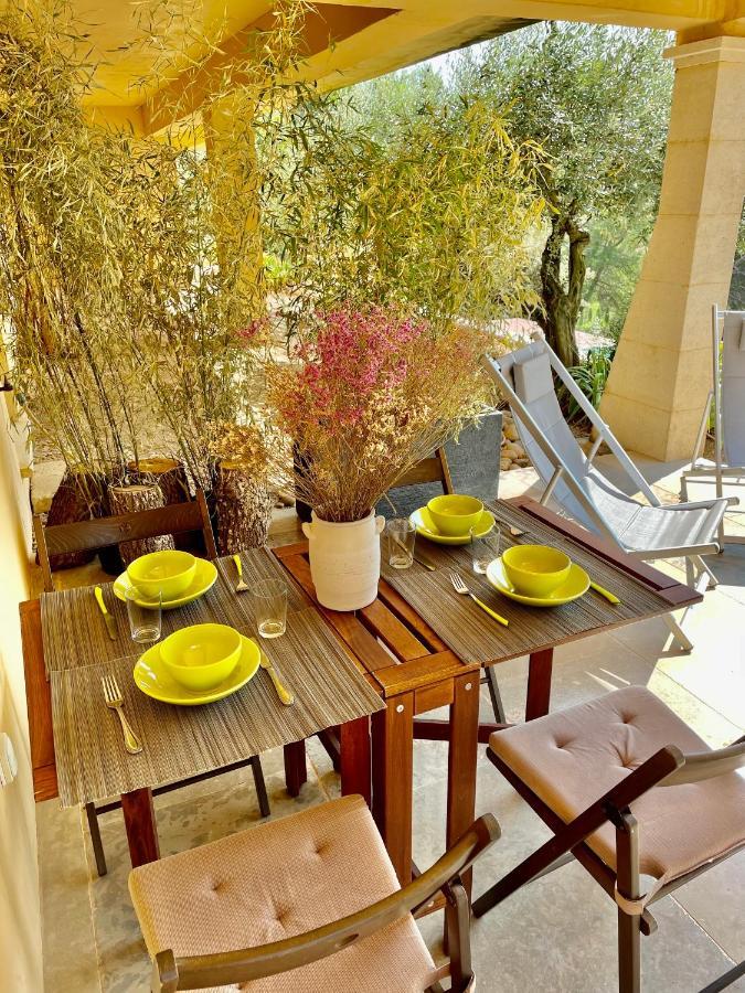 Villa Lumineuse Avec Piscine Clim 1Ere Etage Vue Panoramique Sur Les Montagnes Sur Le Site De La Sainte-Victoire Le Tholonet Εξωτερικό φωτογραφία