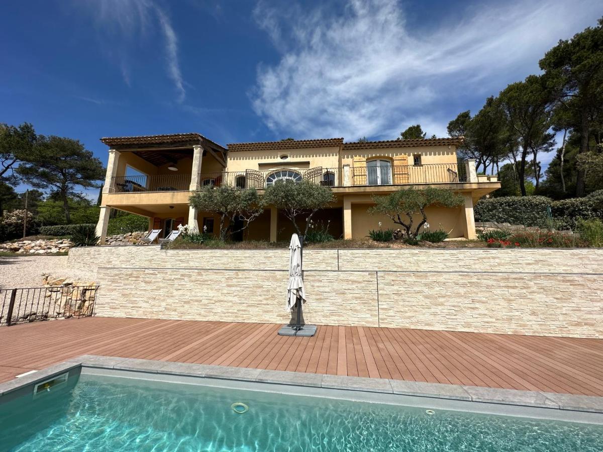 Villa Lumineuse Avec Piscine Clim 1Ere Etage Vue Panoramique Sur Les Montagnes Sur Le Site De La Sainte-Victoire Le Tholonet Εξωτερικό φωτογραφία